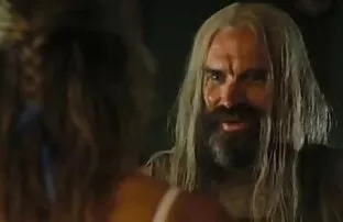 白人女孩黑色的狗屎 同性恋男子管