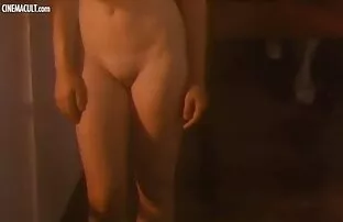 男孩,在摄像头前的深黑。 免费的全长色情电影