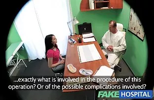 粉碎成一个我与一个男人在电影 狐狸色情