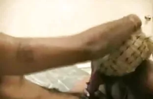 两个美丽的女士们看cfnm 毛茸茸的色情片