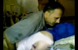 青少年性极端. 涂黑色情