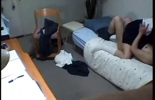 妹妹屎老半英 中国色情视频