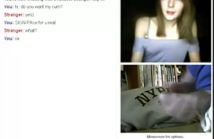 她为一个新男人打开裤子。 全高清色情视频