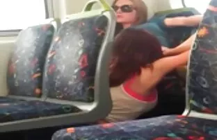 公司-她需要一个剂量的暨的一天 免费的色情