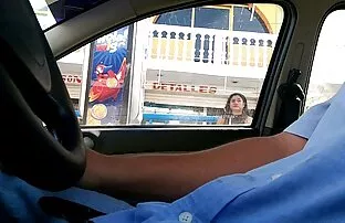 维罗妮卡拉屎她的屁股大嘴。 雌雄同体色情