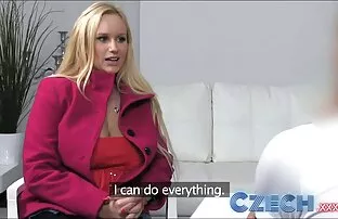 性感的拉丁拍打前 惊喜色情