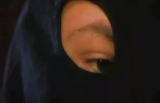 她的两个弓,一个俄罗斯女孩 亚洲色情网站