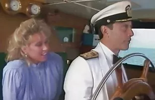 质朴和愚蠢的青少年麦迪玫瑰笑话. 全高清性下载