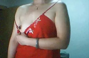 湿女孩有性别与她的父母复活节兔子 害羞的色情片