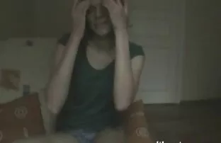 女孩哥萨克的衣服，然后暴露在湿的大鸡巴 泰卢固语性下载