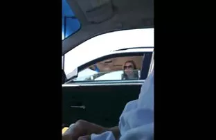 英国木乃伊老鼠通过释放它来控制大坝。 免费的裸体视频