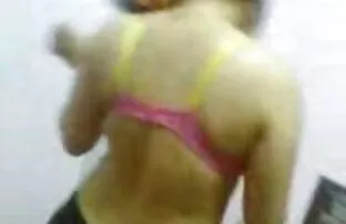 当你发现她比她更喜欢。 老式的色情电影