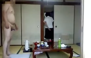 Vrbangers日本入侵一只公鸡，巨大的公鸡，体内射精，VR色情 捷克色情管